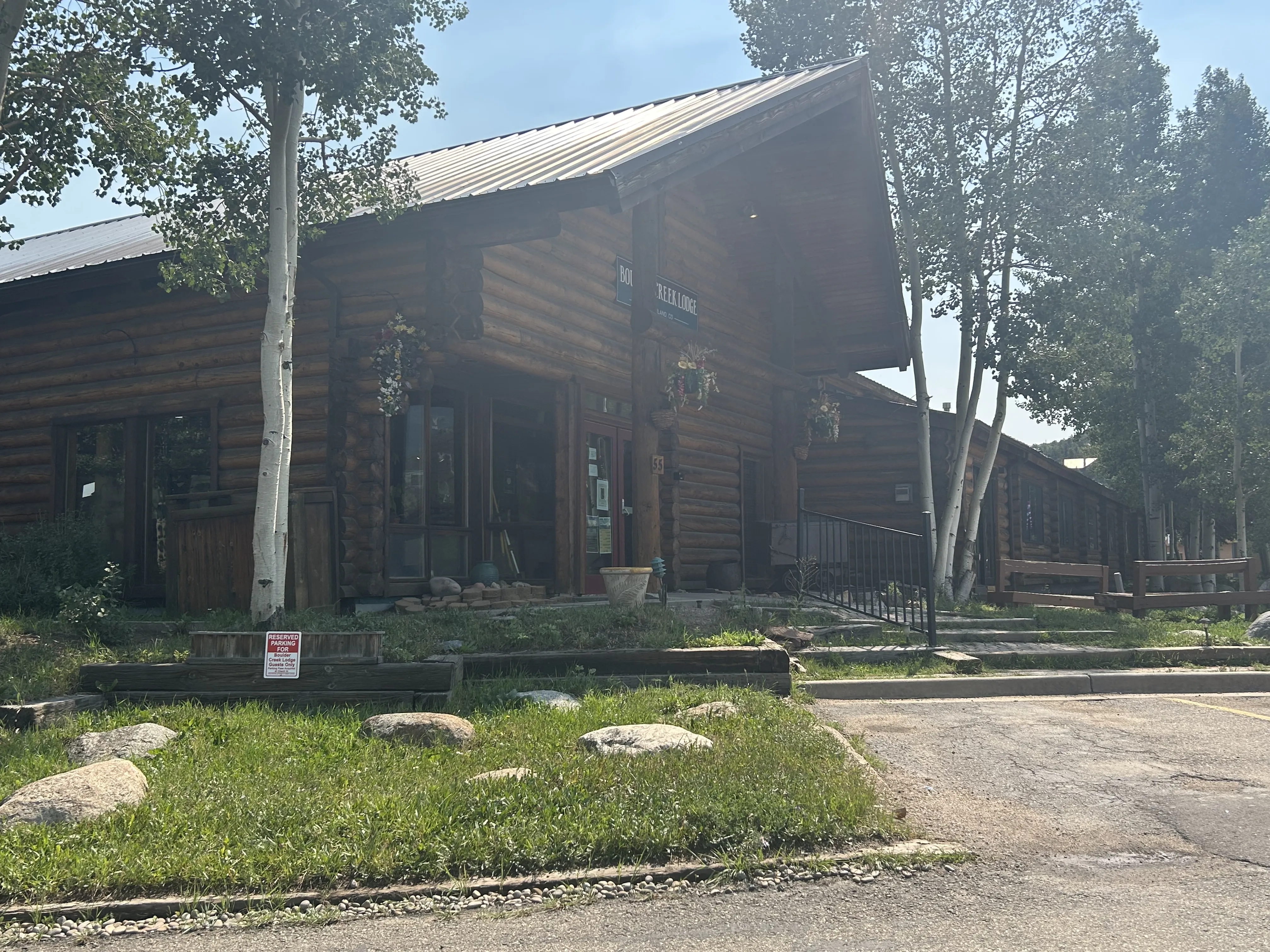 Boulder Creek Lodge