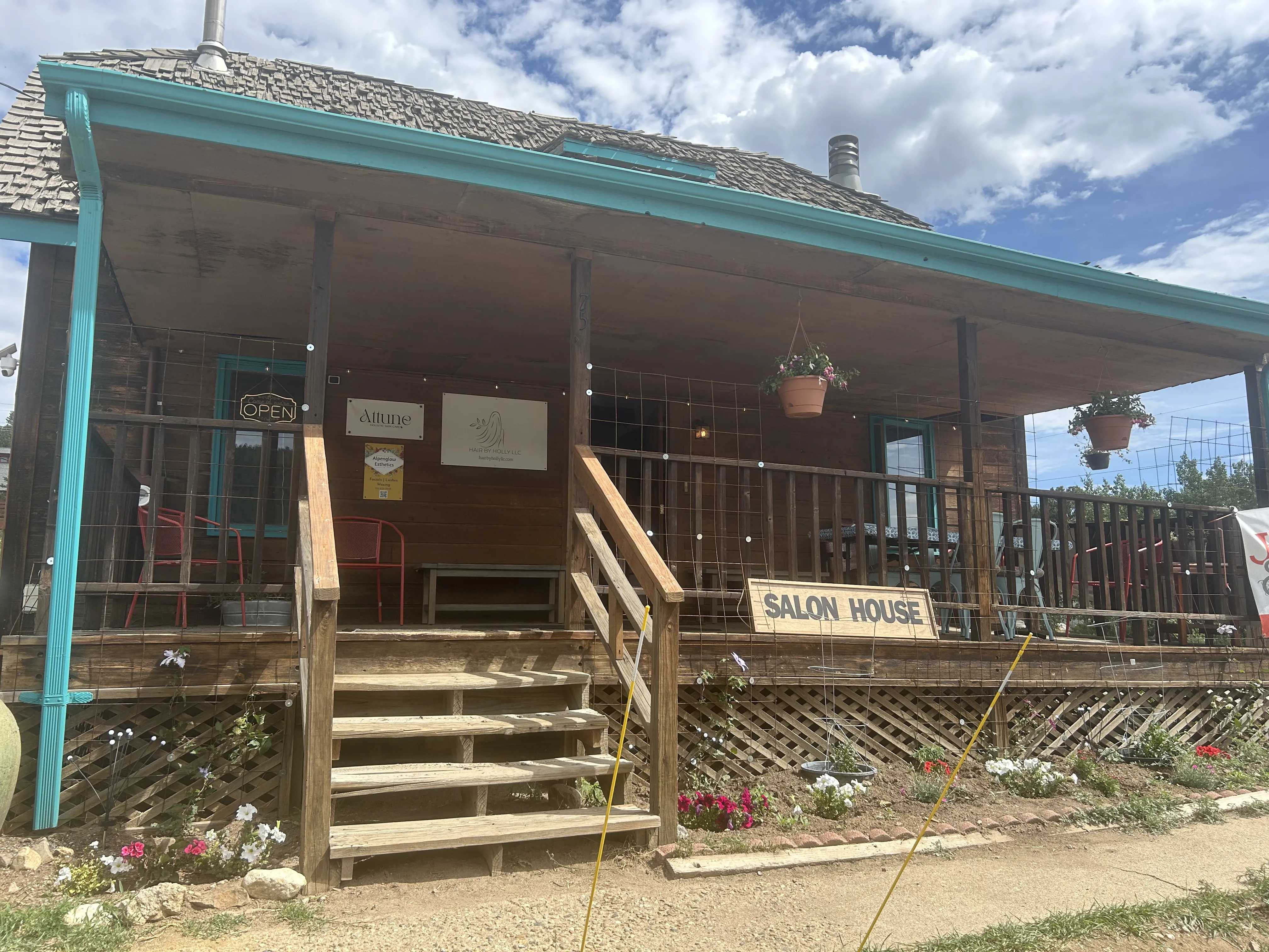 Salon House